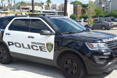 Houston police - 61 -72 months. (2021 or newer) 5.99%. 73 - 84 months. (2021 or newer) 6.54%. 1 Includes demonstration/program, refinanced, luxury/exotic, classic and repossessed vehicles and police-equipped and recreational motorcycles. Salvaged titled autos may be financed on a case-by-case basis.
